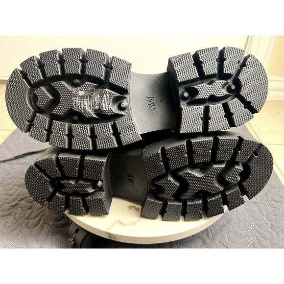 H&M Womens Chunky Lace up Leather Boots Grunge Goth Whimsygoth SZ 9: NWT/No Box - Picture 7 of 8